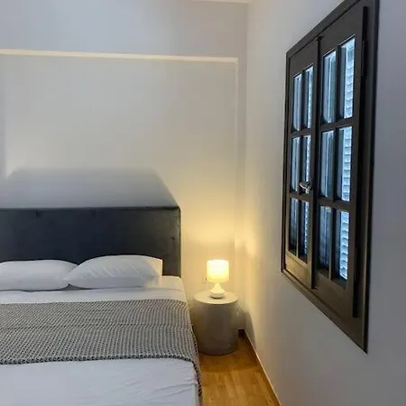 The Blue Lagoon Апартаменты Алики